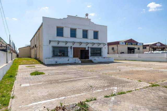 Nave industrial en Alquiler en Avenida de Sanlúcar de Barrameda en Playa Cruz del Mar