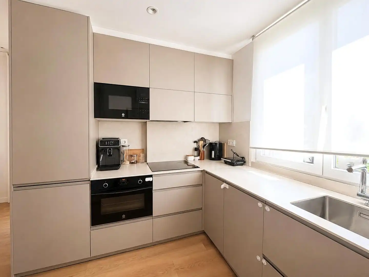 Küche von Wohnung zum Verkauf in Lasarte-Oria mit Klimaanlage, Heizung und Parkett
