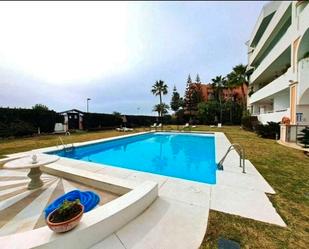 Swimming pool of Flat for sale in Marbella  with Air Conditioner, Heating and Private garden