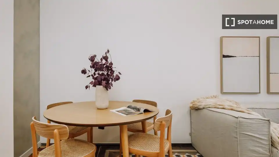 Flat with terrace to rent in Eixample, imagen 5