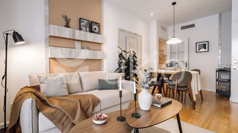 Apartamento de 1 habitación con oficina en Almagro
