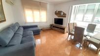 Sala d'estar de Pis en venda en Benidorm amb Aire condicionat i Balcó