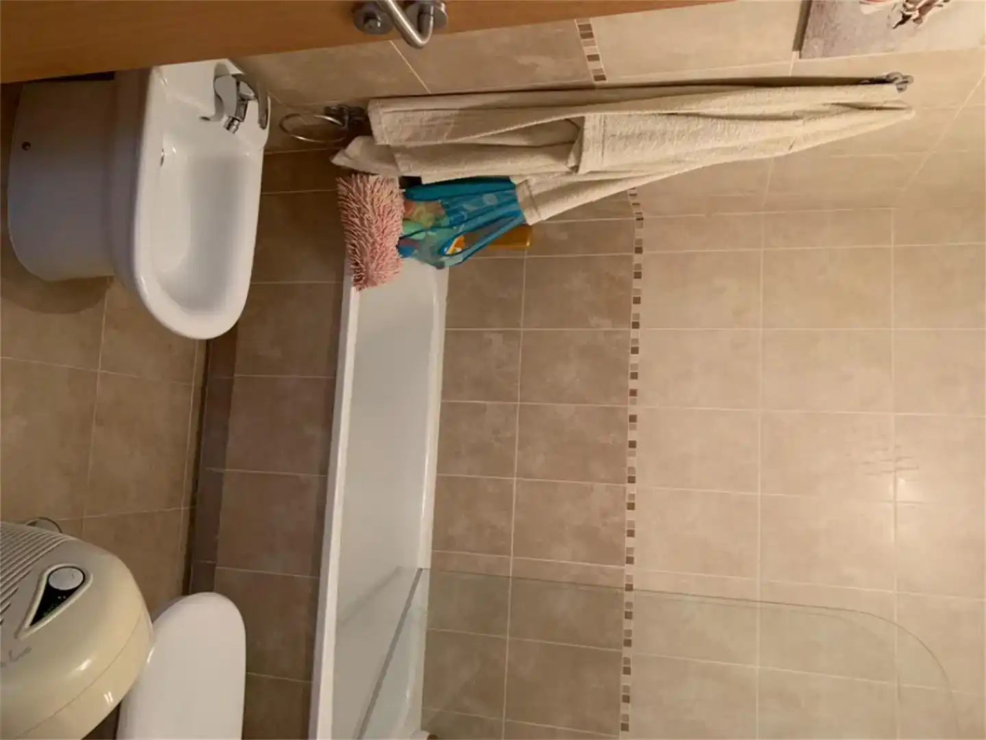 Badezimmer von Maisonette zum Verkauf in Mugardos mit Balkon