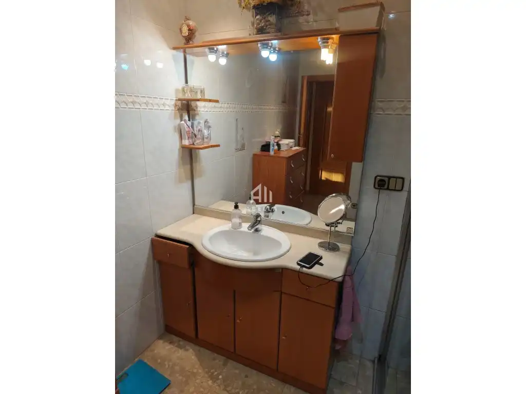 Bathroom of Houses for sale in Albatàrrec