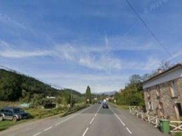 Appartamento in vendita a Parres