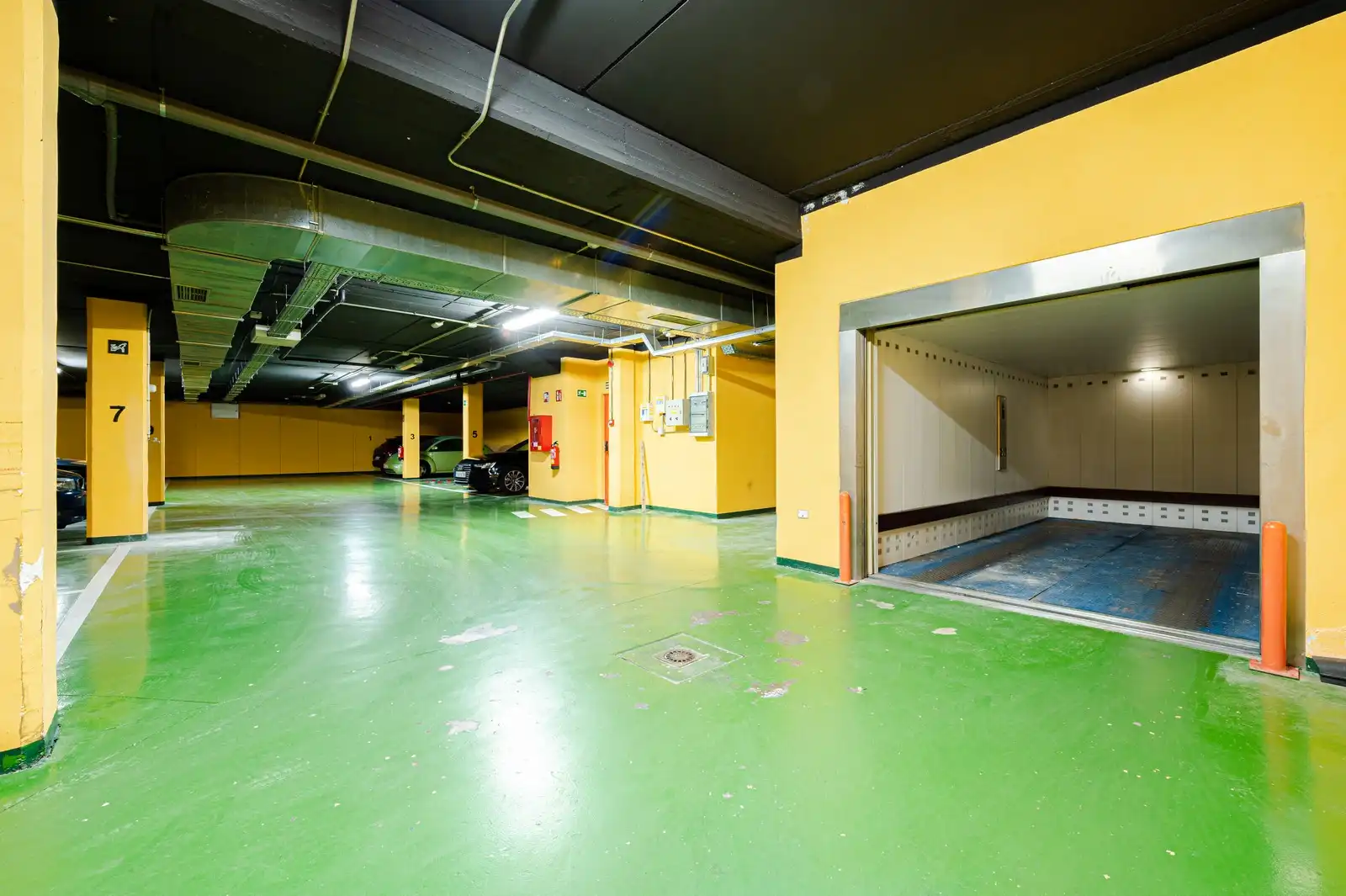 Aparcament de Pis en venda en Pinto amb Aire condicionat, Terrassa i Traster