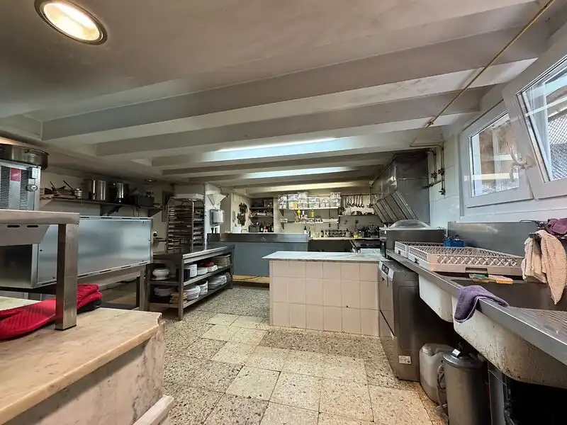 Local comercial en traspaso en Placa de Sant Genis s/n, imagen 12