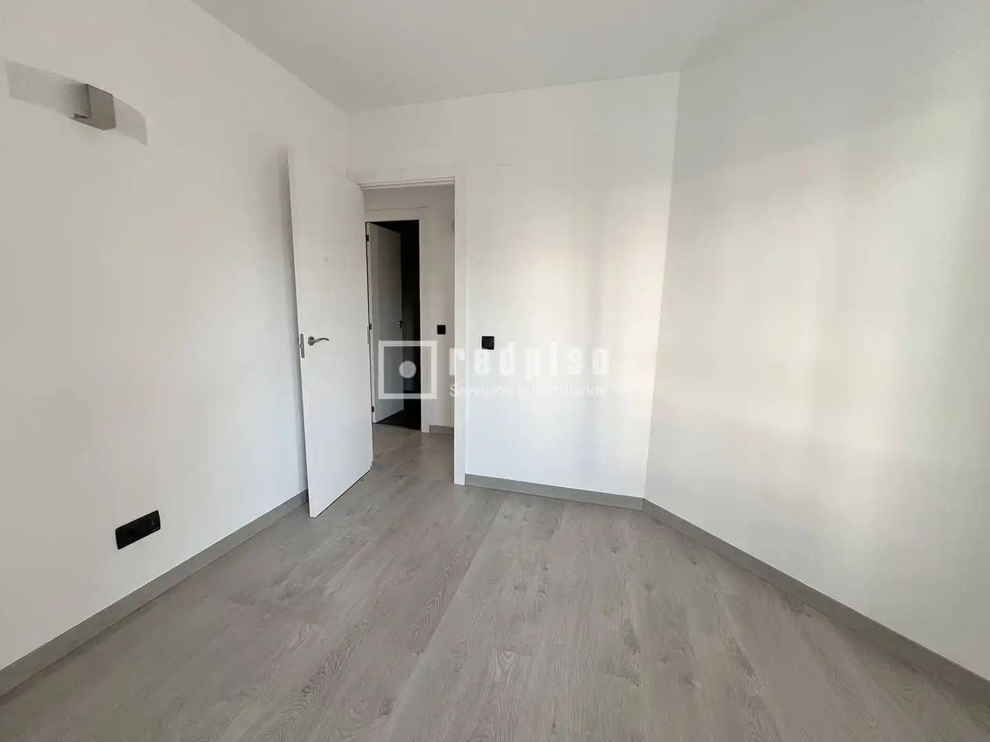 Bedroom of Flat for rent in Madrid  with Heating, Private garden and Terrace