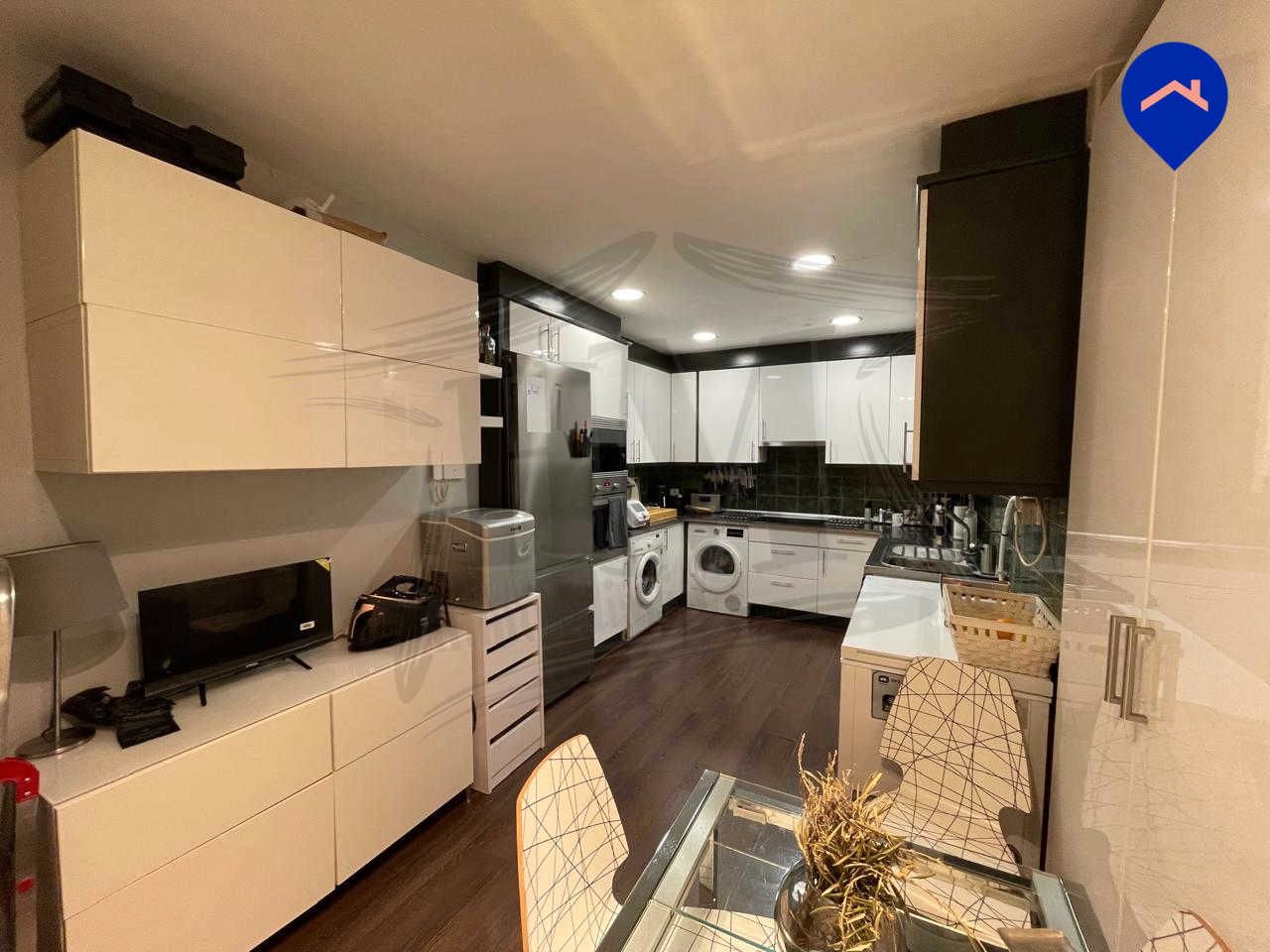 Kitchen of Flat for sale in  Madrid Capital  with Air Conditioner and Heating