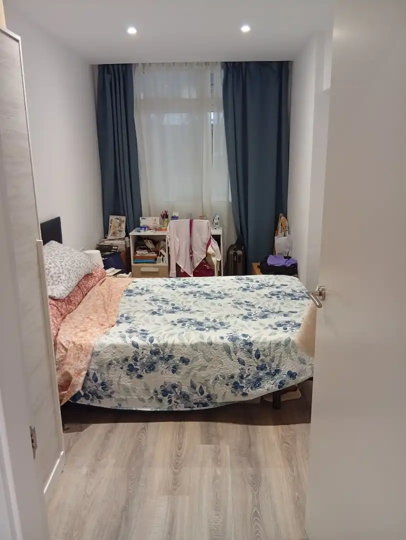 Schlafzimmer von Wohnung zur untervermieten in Eixample