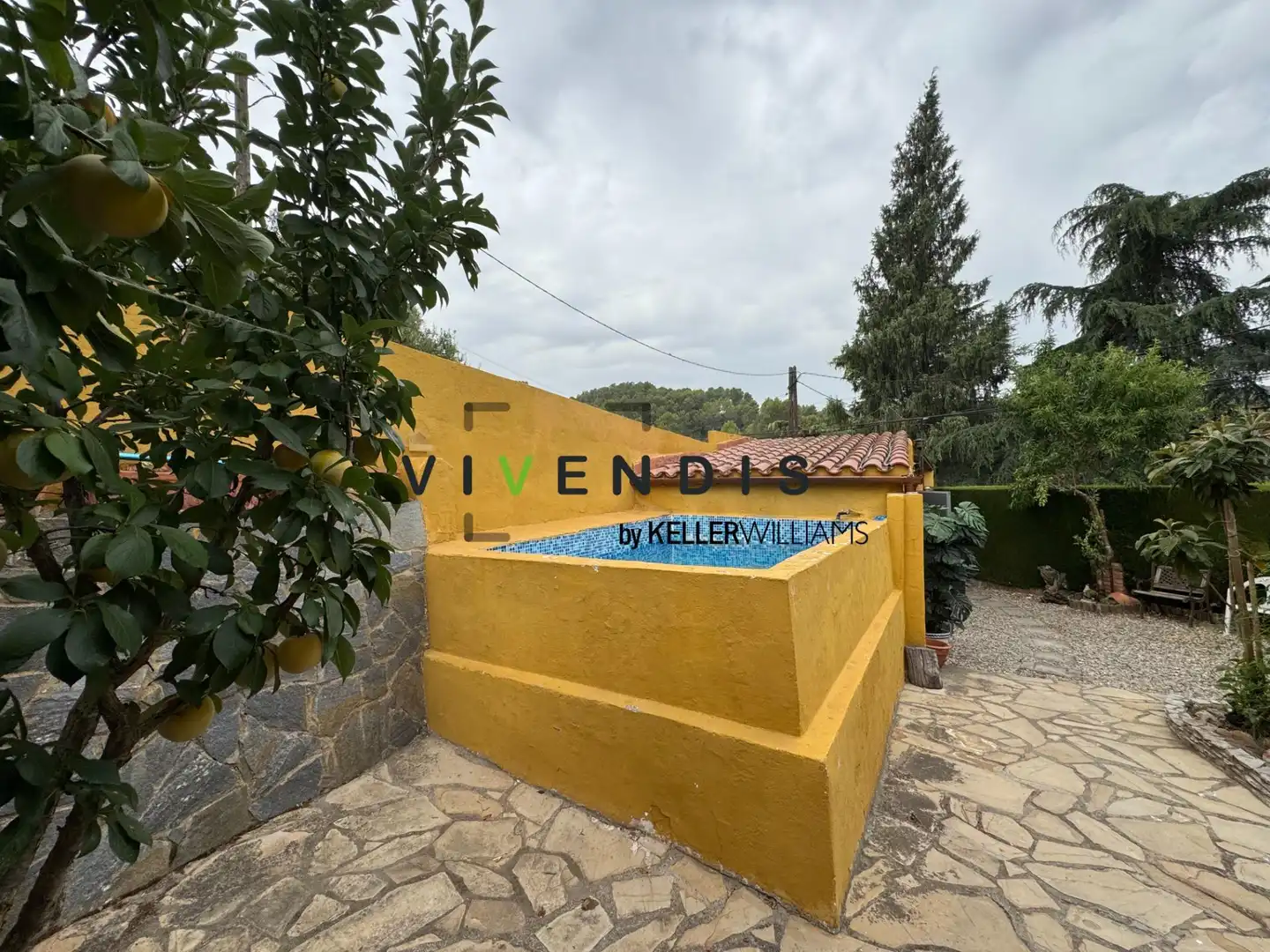 Vista exterior de Finca rústica en venta en Corbera de Llobregat