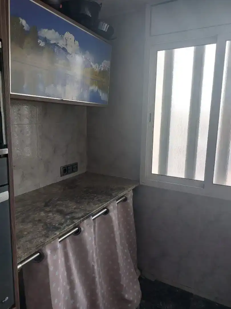 Cuina de Pis en venda en L'Hospitalet de Llobregat amb Aire condicionat i Balcó