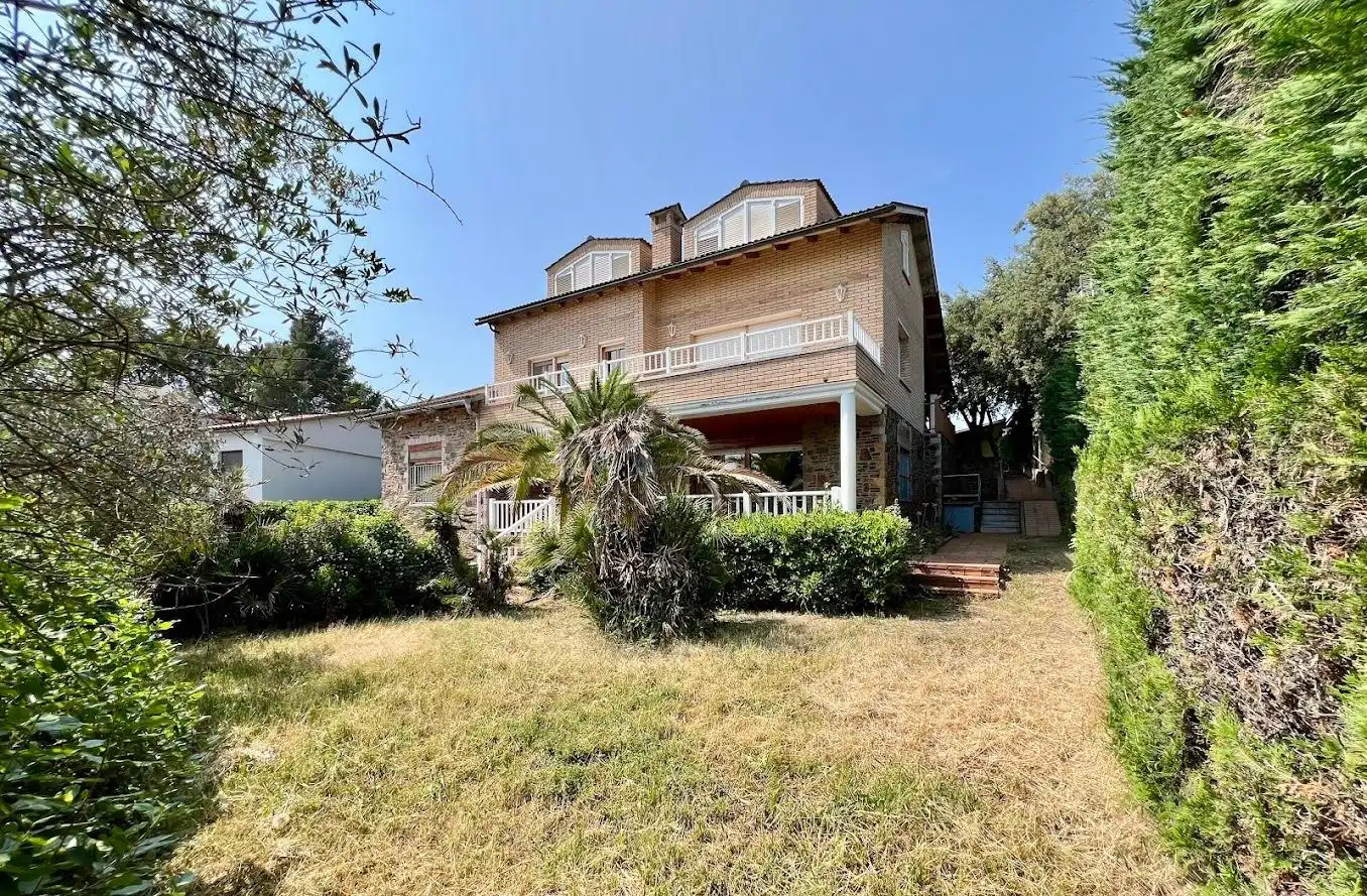 Jardí de Casa o xalet en venda en Castellnou de Bages amb Jardí privat, Terrassa i Traster