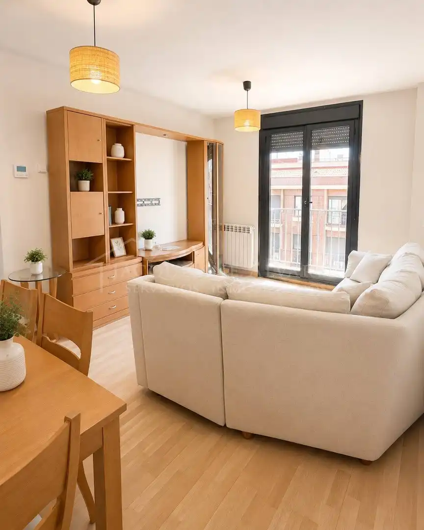 Living room of Flat for sale in Móstoles  with Air Conditioner, Heating and Furnished