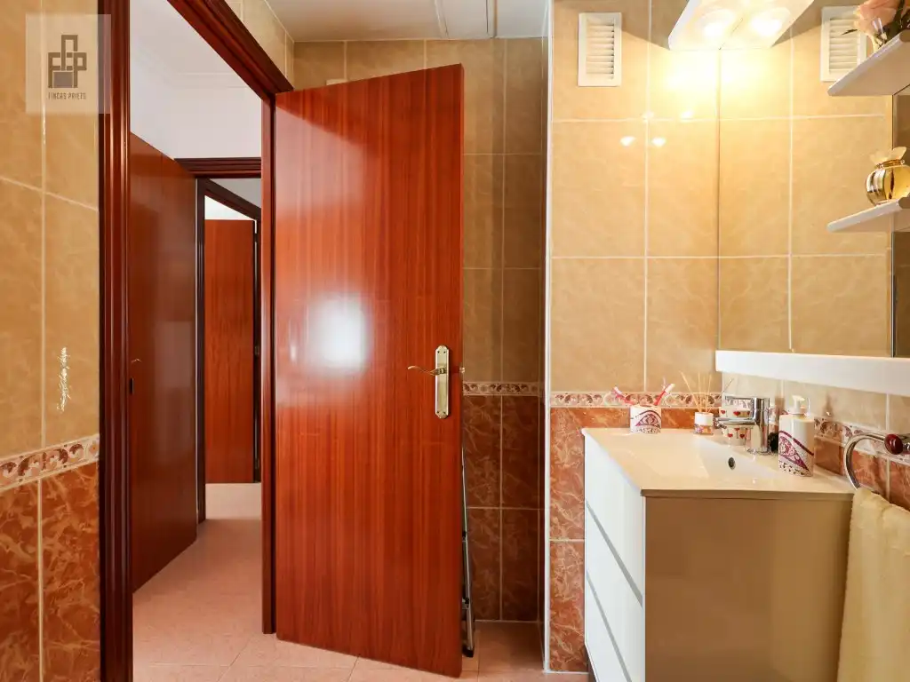 Badezimmer von Wohnung zum Verkauf in El Vendrell