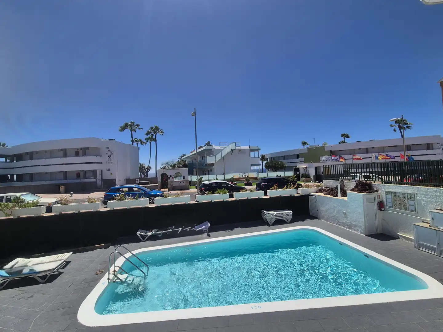 Schwimmbecken von Wohnungen zur Miete in San Bartolomé de Tirajana mit Privatgarten, Terrasse und Schwimmbad
