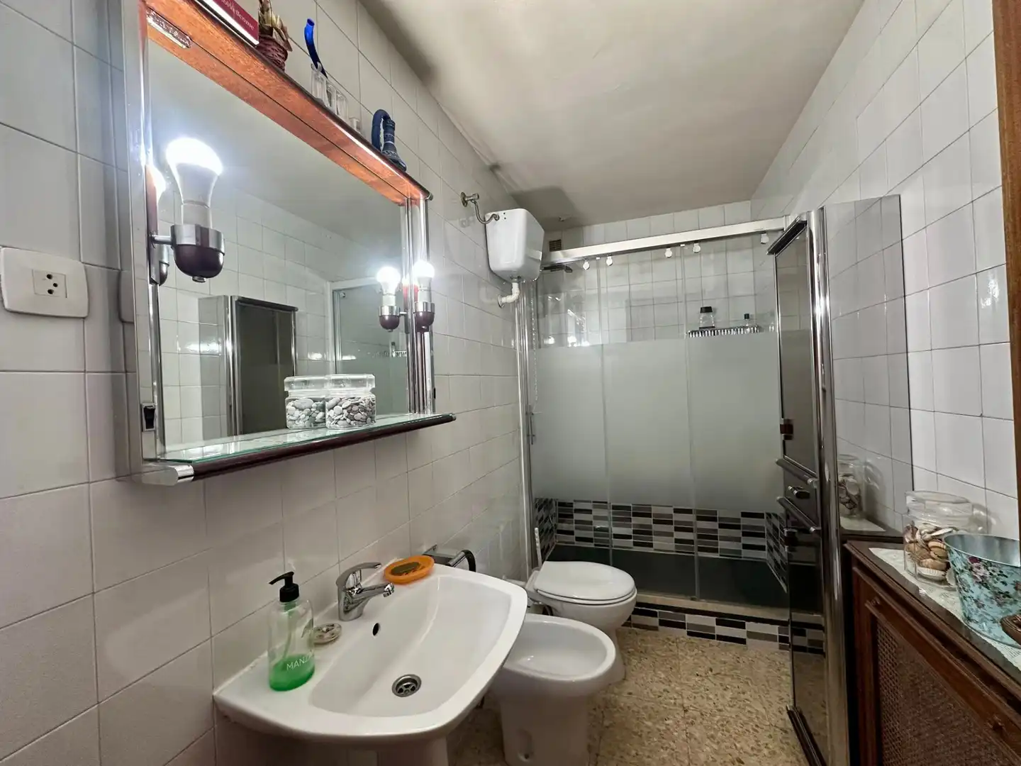 Badezimmer von Wohnung zum Verkauf in Madrid mit Heizung