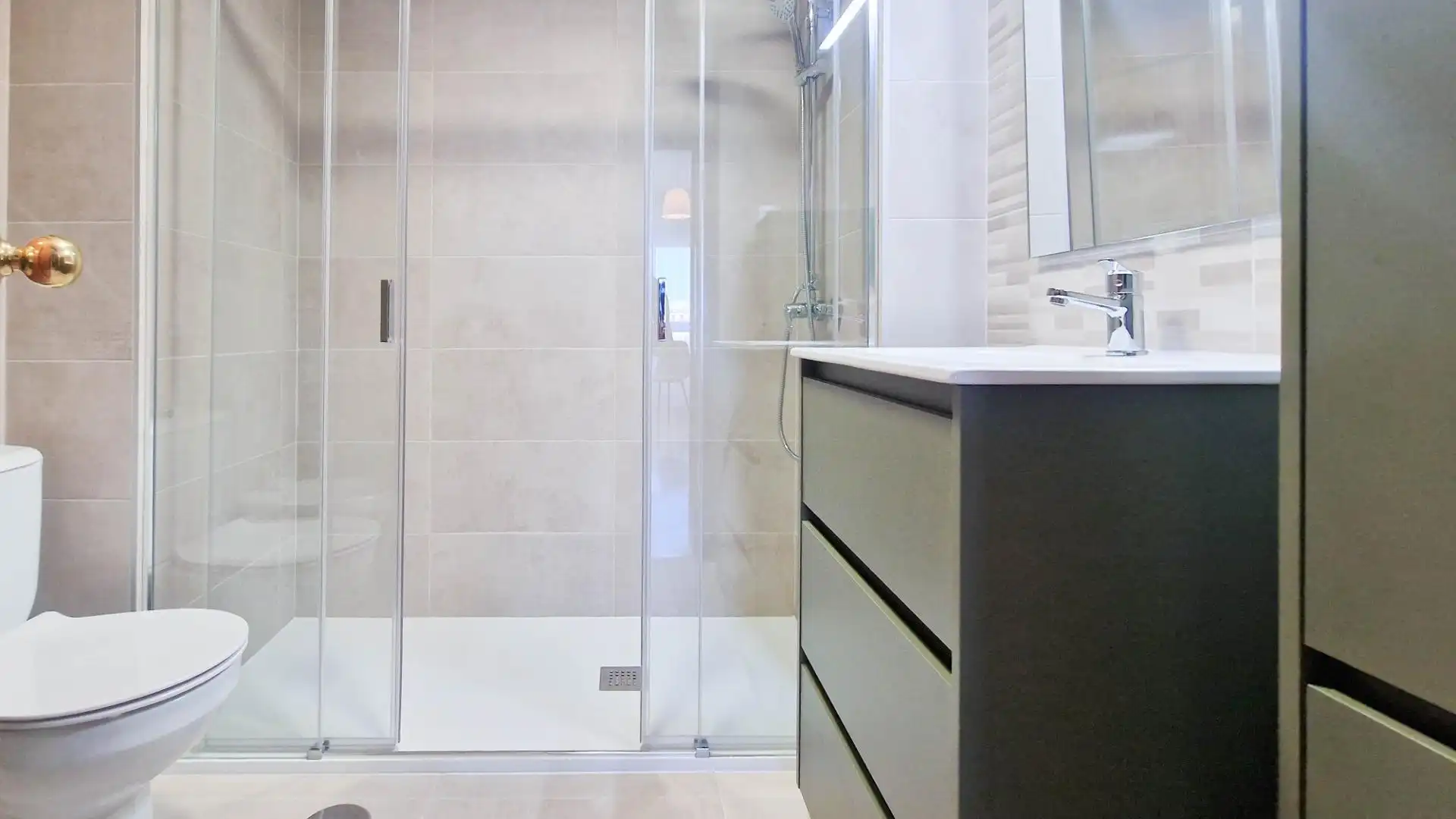 Baño de Apartamento de alquiler en Badajoz con Amueblado