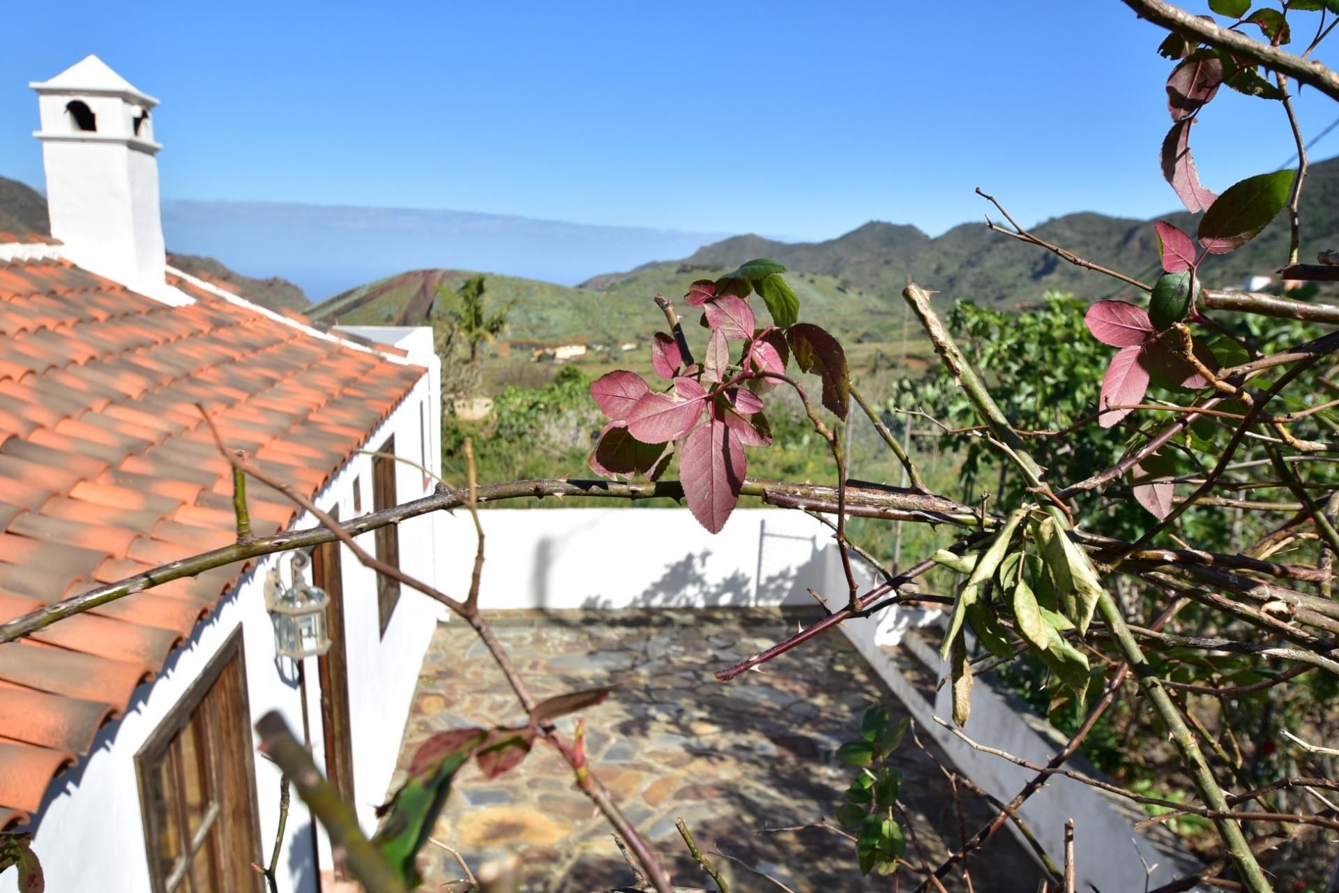 Vista exterior de Finca rústica en venta en Buenavista del Norte con Calefacción, Jardín privado y Terraza