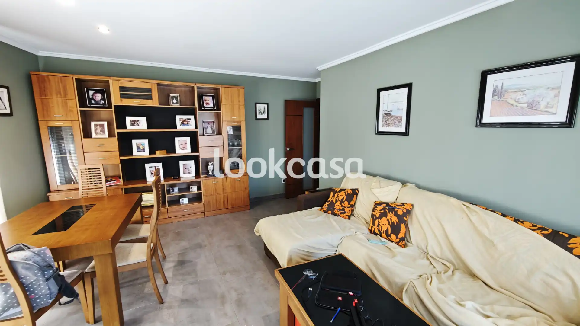 Sala d'estar de Pis en venda en Sanxenxo amb Calefacció, Terrassa i Traster