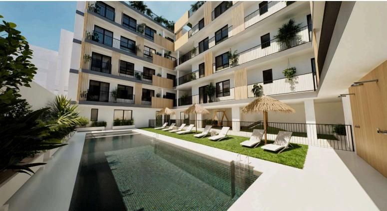 Vista exterior de Apartament en venda en El Campello amb Aire condicionat, Calefacció i Jardí privat