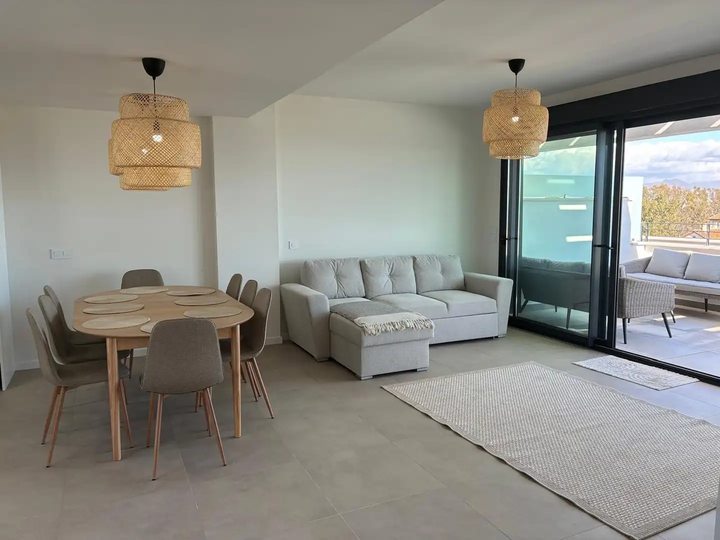 Sala d'estar de Àtic en venda en Torremolinos amb Aire condicionat, Terrassa i Traster