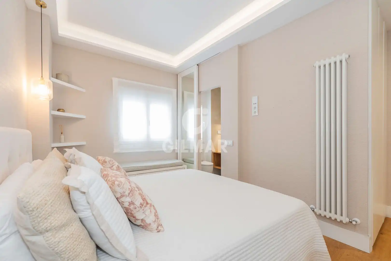 Habitación de Piso en venta en Madrid con Calefacción y Trastero