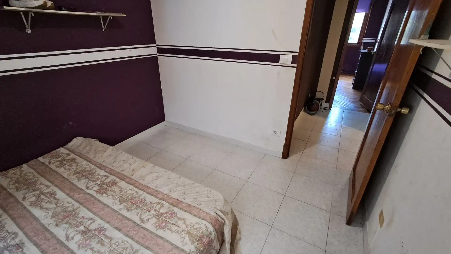 Habitación de Piso en venta en Vigo  con Parquet, Trastero y Amueblado