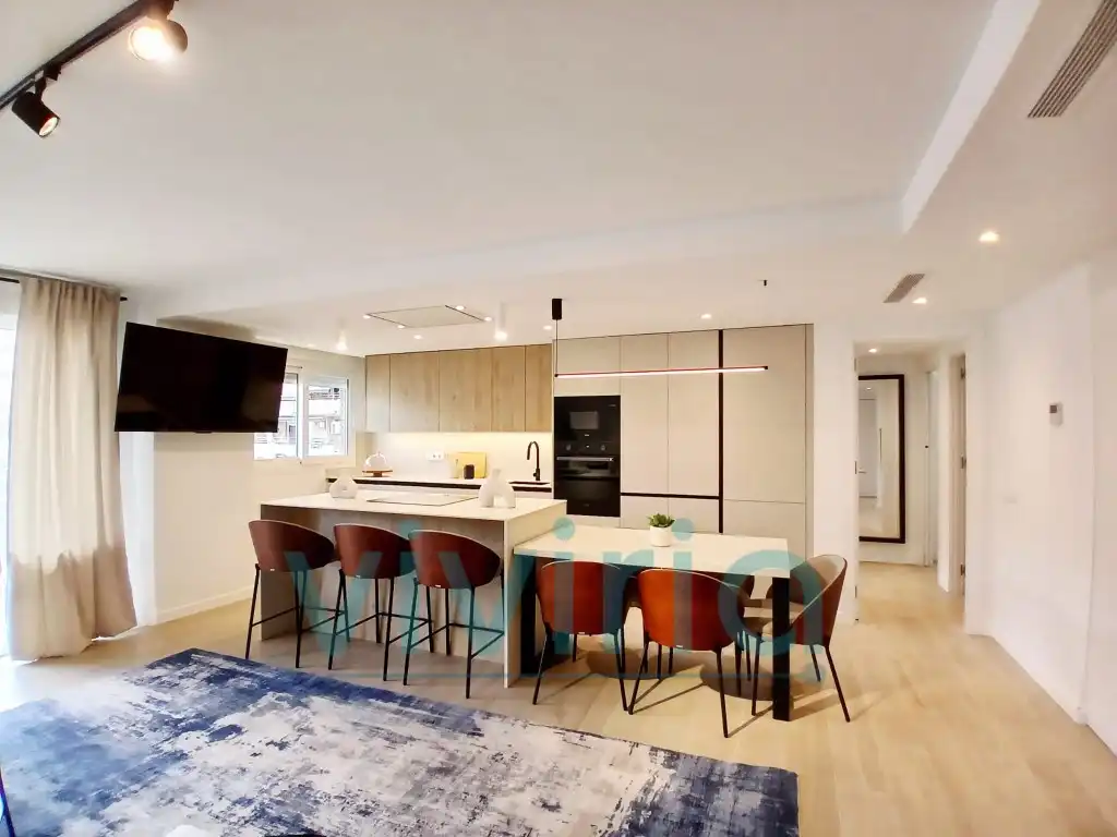 Cocina de Piso en venta en Valencia con Aire acondicionado, Jardín privado y Terraza