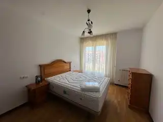 Habitación de Apartamento de alquiler en Villaquilambre con Calefacción, Parquet y Terraza