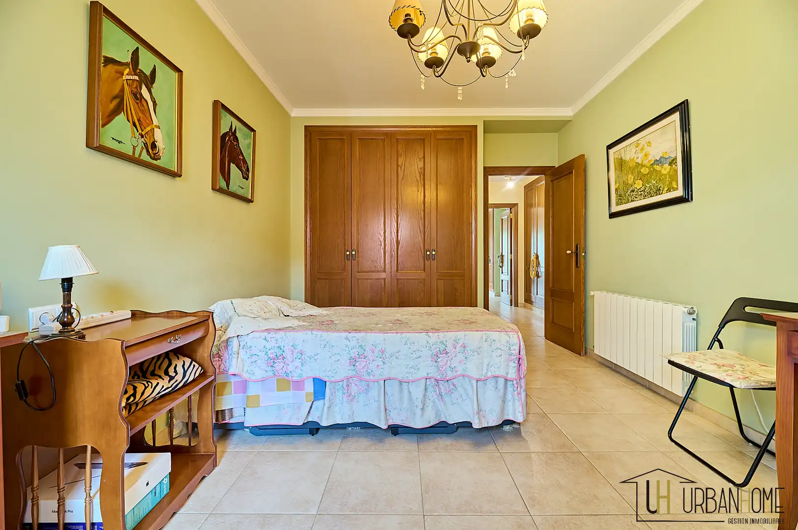 Habitación de Casa adosada en venta en Rocafort con Aire acondicionado, Calefacción y Balcón