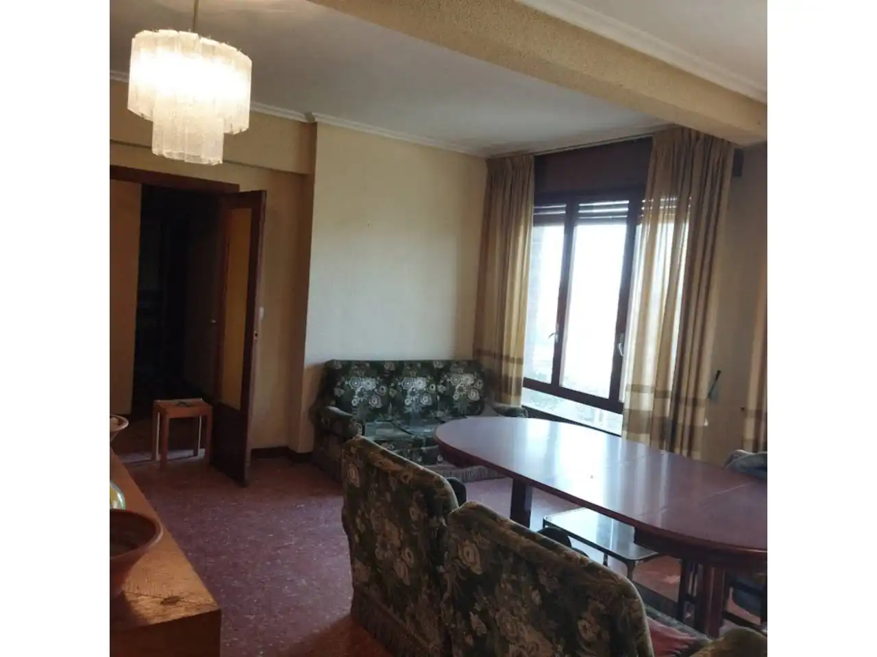 Wohnzimmer von Haus oder Chalet zum Verkauf in Lardero mit Heizung und Privatgarten