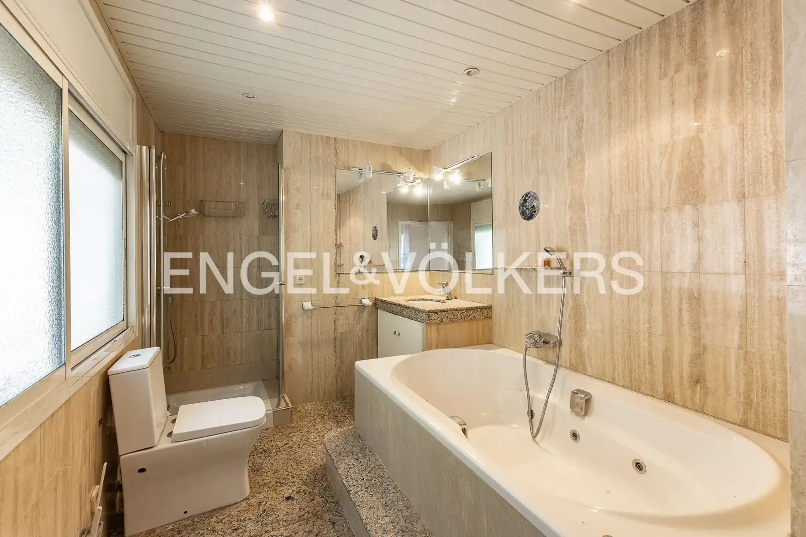 Baño de Casa o chalet en venta en Alella con Calefacción, Jardín privado y Parquet