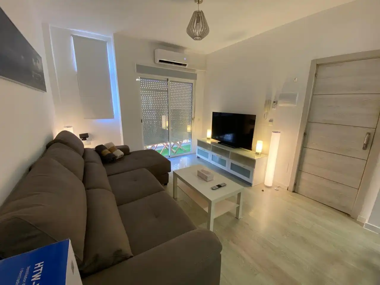 Living room of Flat for rent in Santa Cruz de Tenerife  with Air Conditioner, Terrace and Furnished