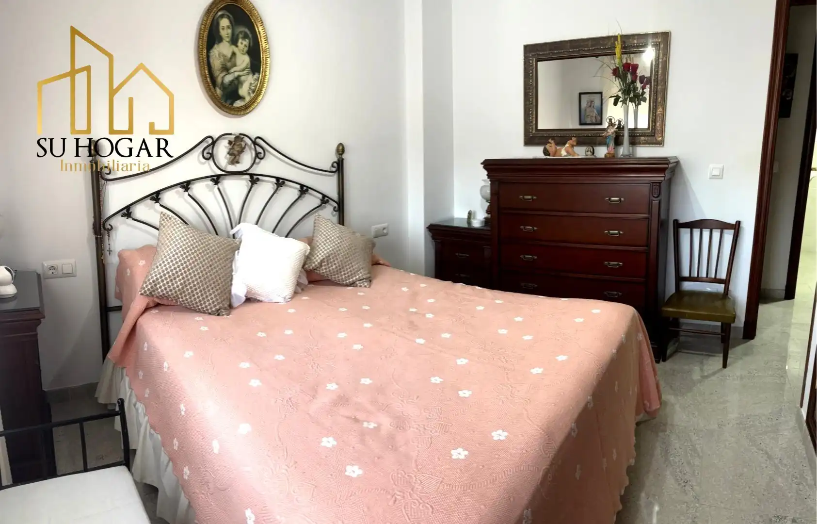 Bedroom of Flat for sale in Rota
