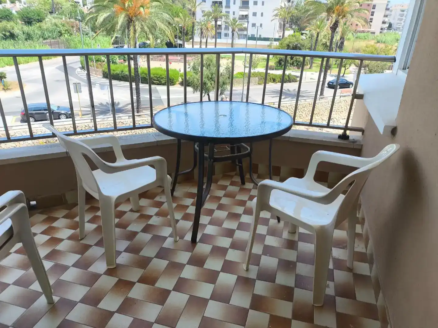 Terrassa de Pis de lloguer en Calafell amb Parquet, Moblat i Balcó