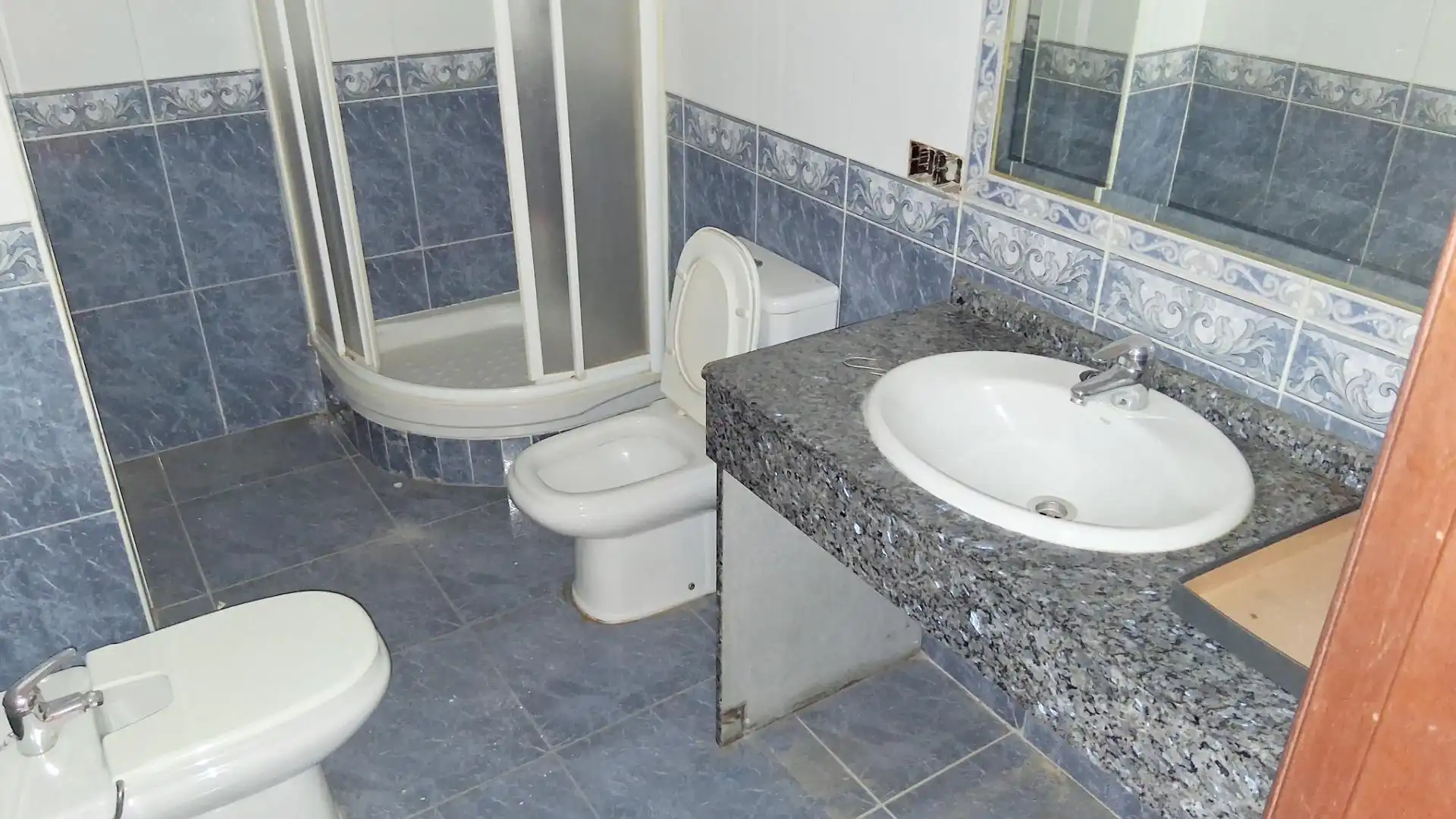 Bathroom of Houses for sale in Ledesma