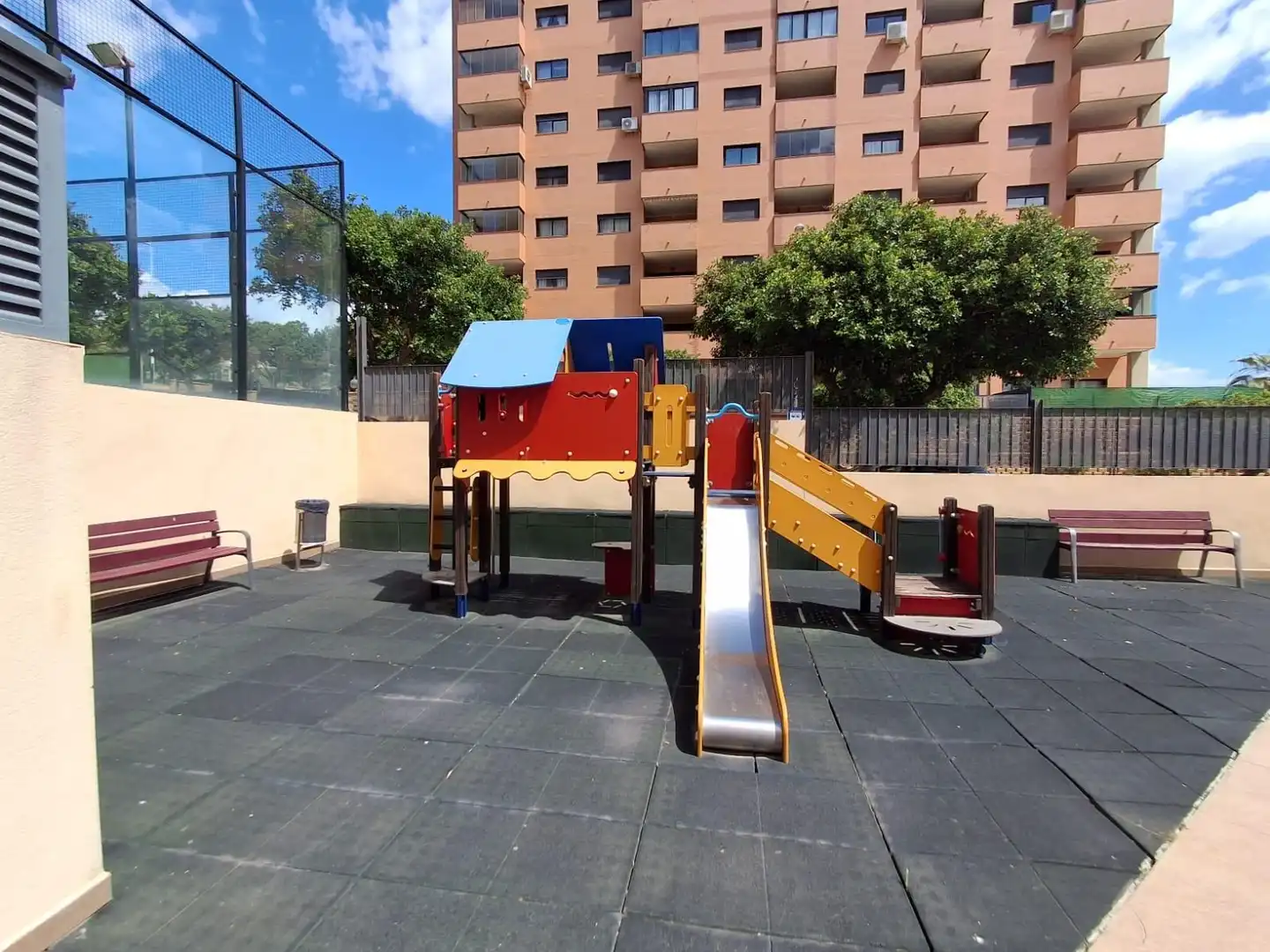 Appartement compact avec piscine à louer à MESTRAL 6, imagen 4