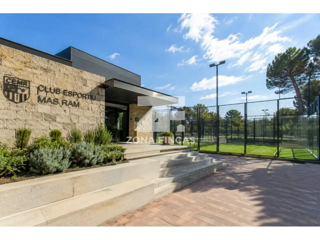 Vista exterior de Casa o chalet en venta en Badalona con Aire acondicionado, Calefacción y Jardín privado