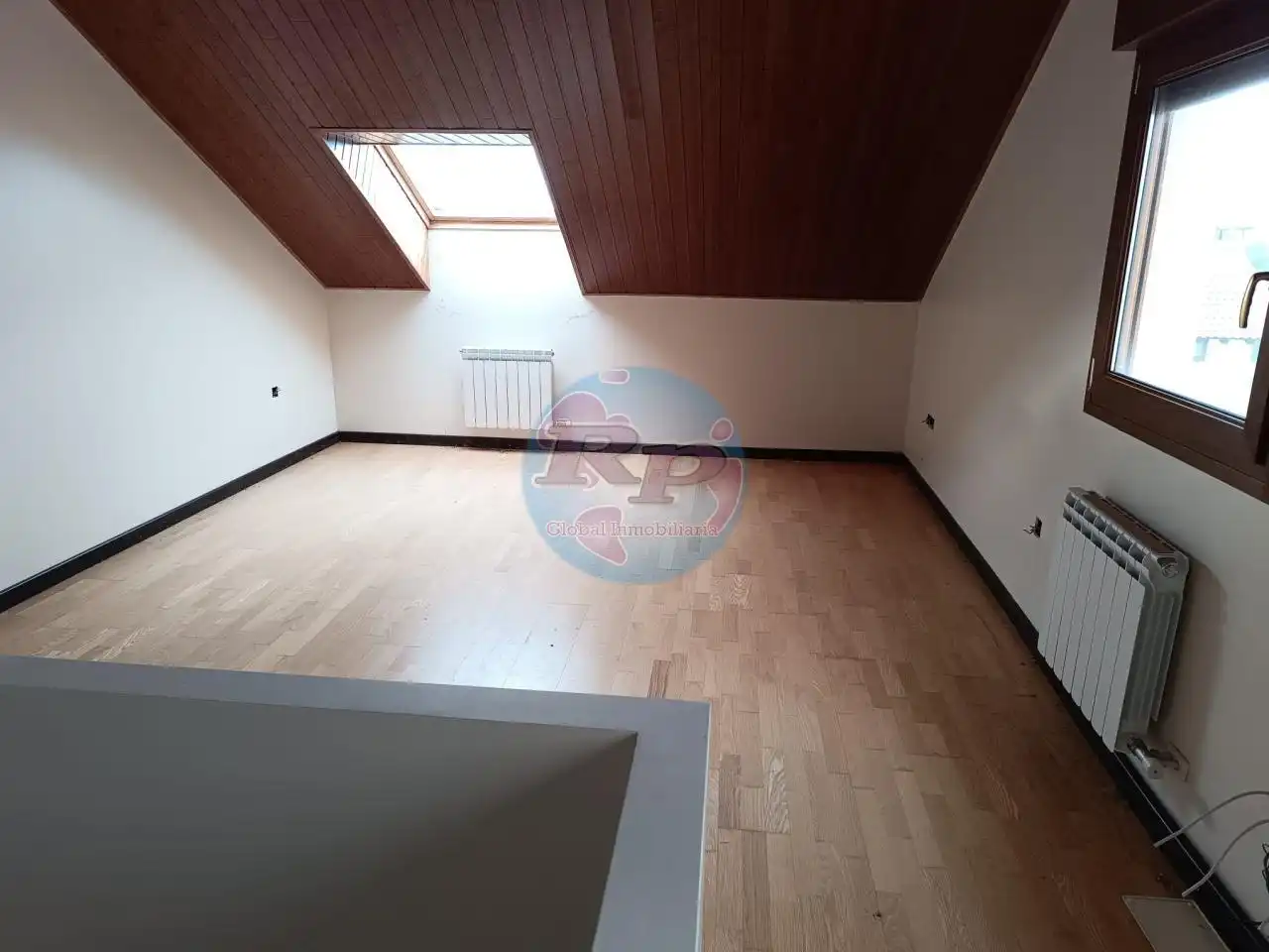 Casa o chalet en venta en Sariegos con Calefacción, Jardín privado y Parquet