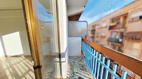 Foto 4 de Piso de alquiler en Plaza Xúquer, Valencia