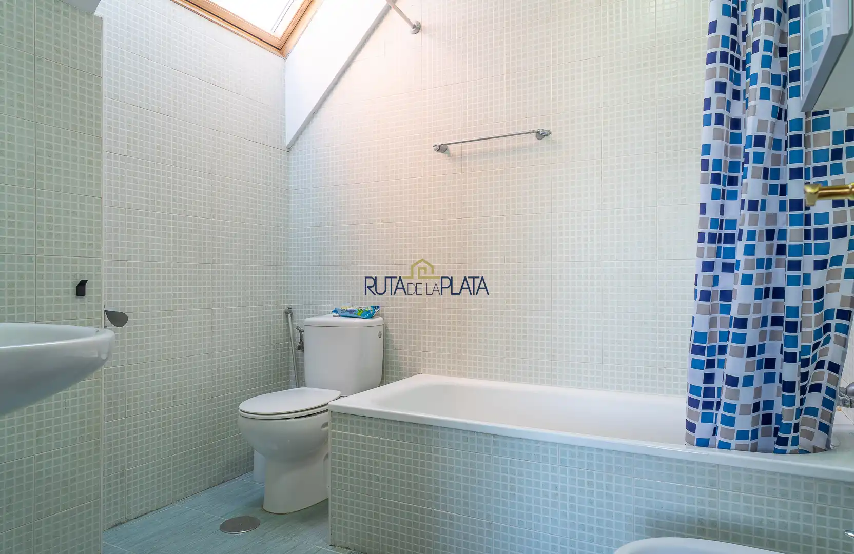Baño de Ático de alquiler en Zamora Capital  con Aire acondicionado, Calefacción y Parquet