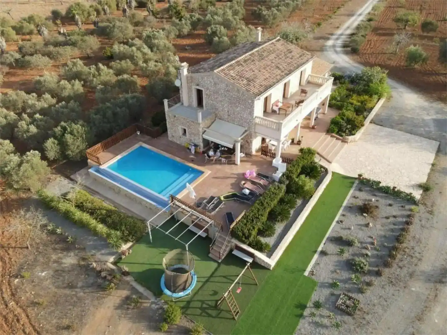 Vista exterior de Finca rústica de lloguer en Manacor amb Aire condicionat, Jardí privat i Traster