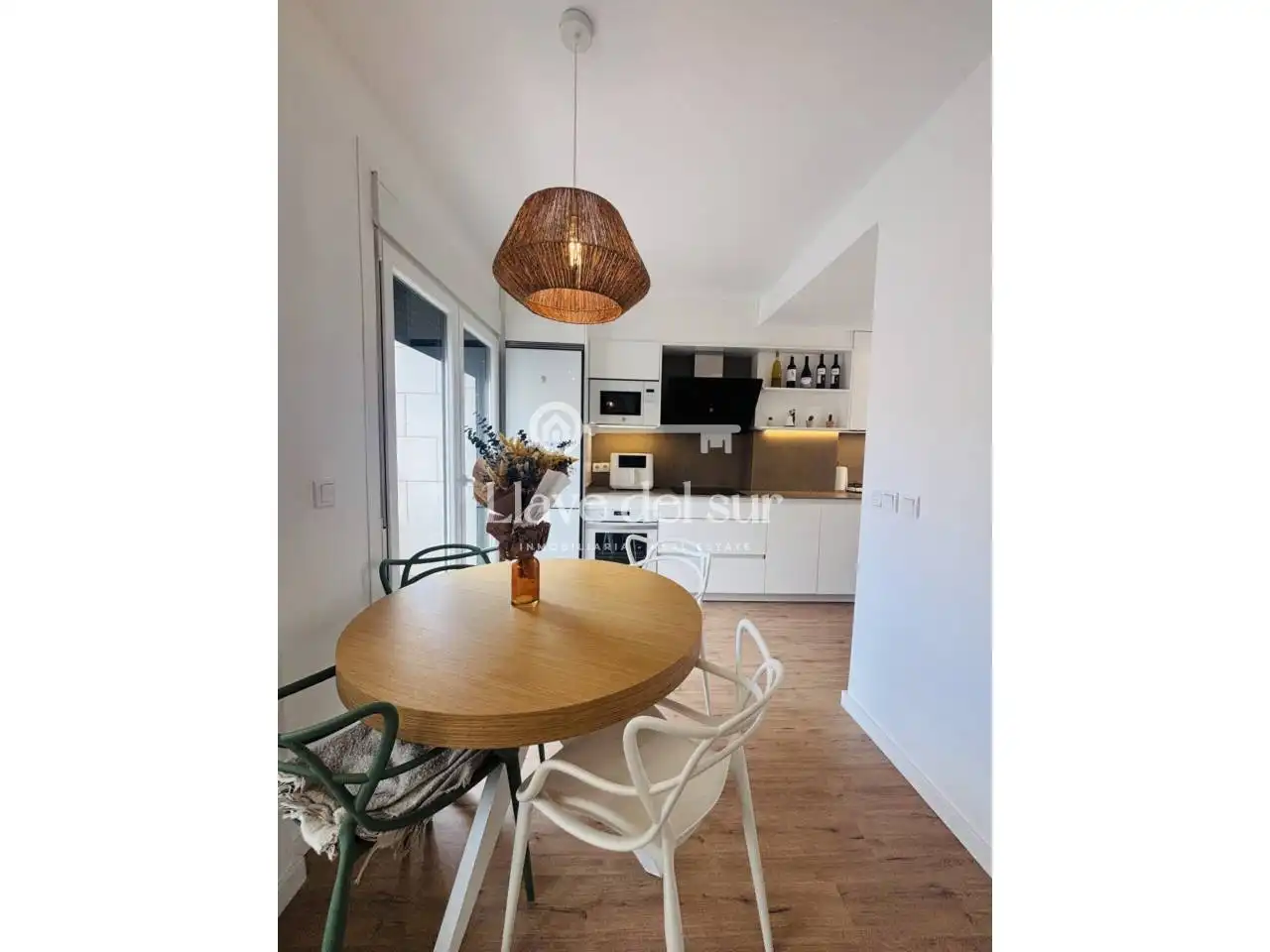 Flat with terrace for sale in Casco Antiguo, imagen 2