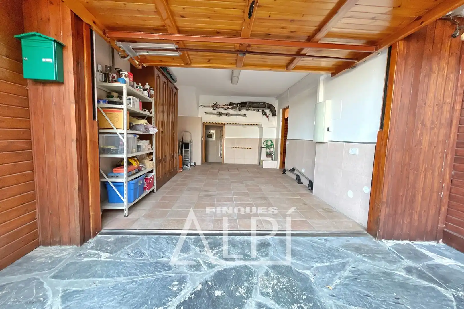 Casa adosada en venda en Fontanals de Cerdanya amb Calefacció, Parquet i Moblat