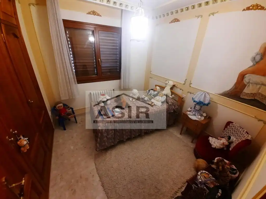 Dormitori de Casa o xalet en venda en Albalat de la Ribera amb Aire condicionat, Calefacció i Jardí privat