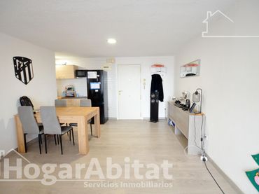 Piso con jardín en venta en Calle Pintor Pedro Camacho