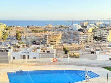 Casa a schiera con piscina in vendita a Torre del Mar