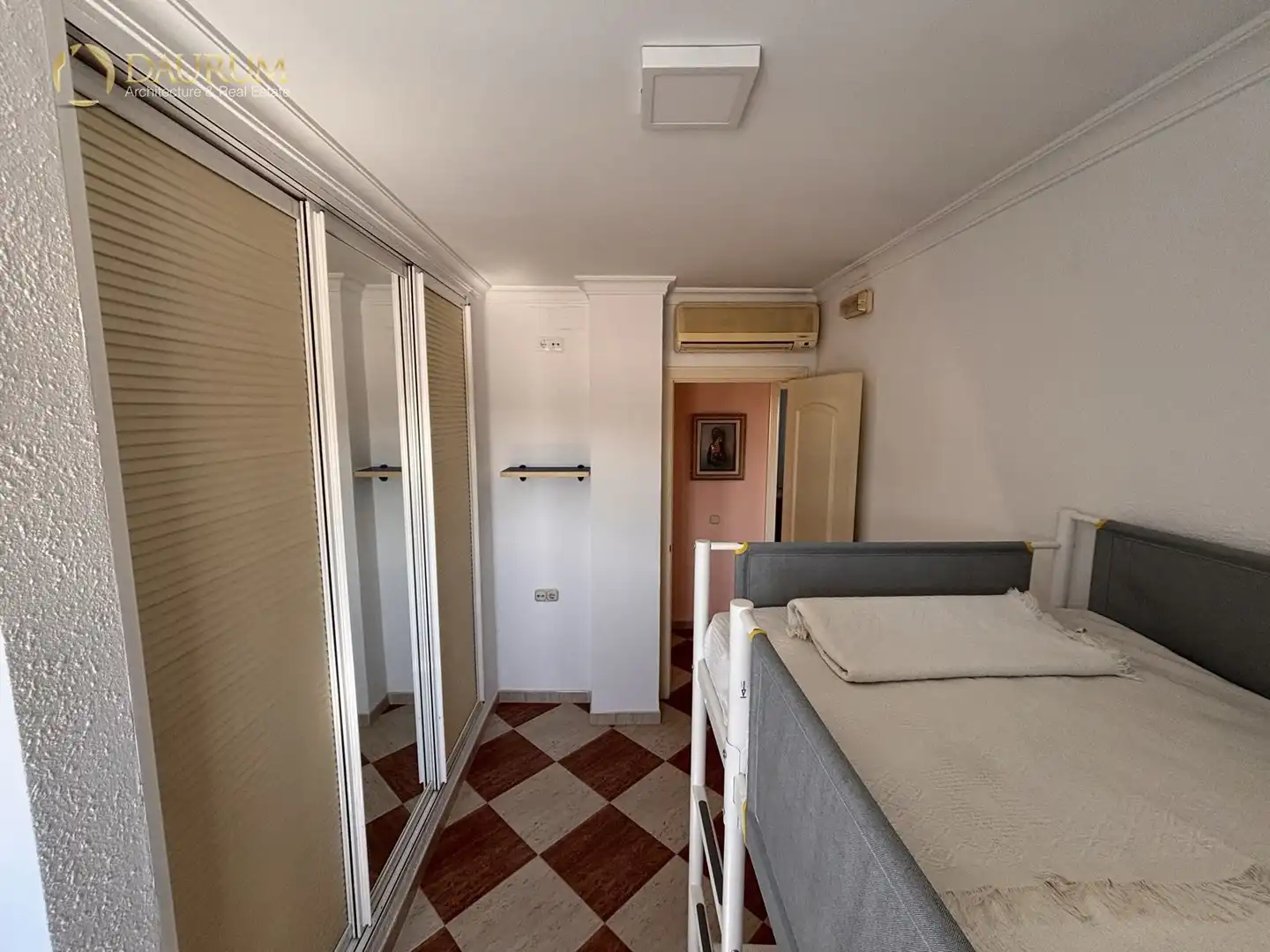 Habitación de Casa o chalet en venta en Alhaurín de la Torre con Aire acondicionado, Terraza y Trastero