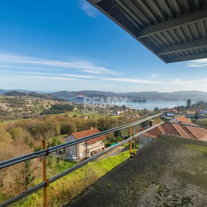 Vista exterior de Casa o xalet en venda en Vilaboa amb Jardí privat, Terrassa i Traster